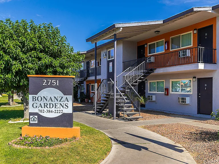 Bonanza Gardens — Photo 11