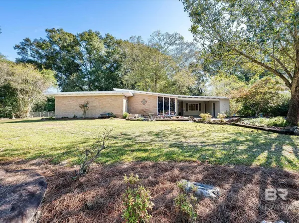 2855 Demetropolis Rd, Mobile, AL 36693