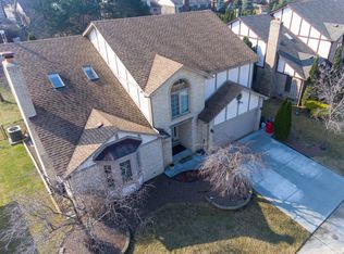 16810 Tower Dr, Macomb, MI 48044