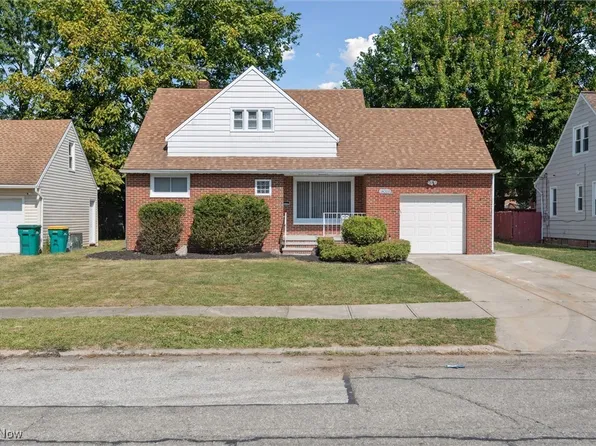 18205 Dalewood Ave, Maple Heights, OH 44137