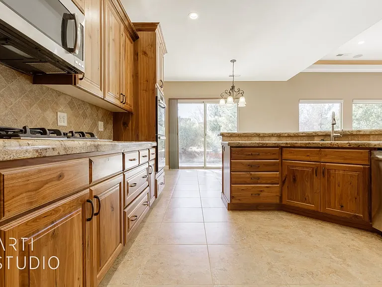 3278 S Retreat Dr — Photo 15