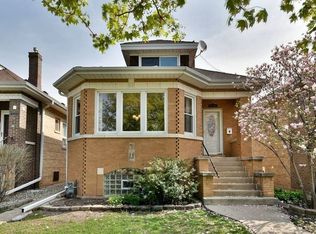 7840 W Cressett Dr, Elmwood Park, IL