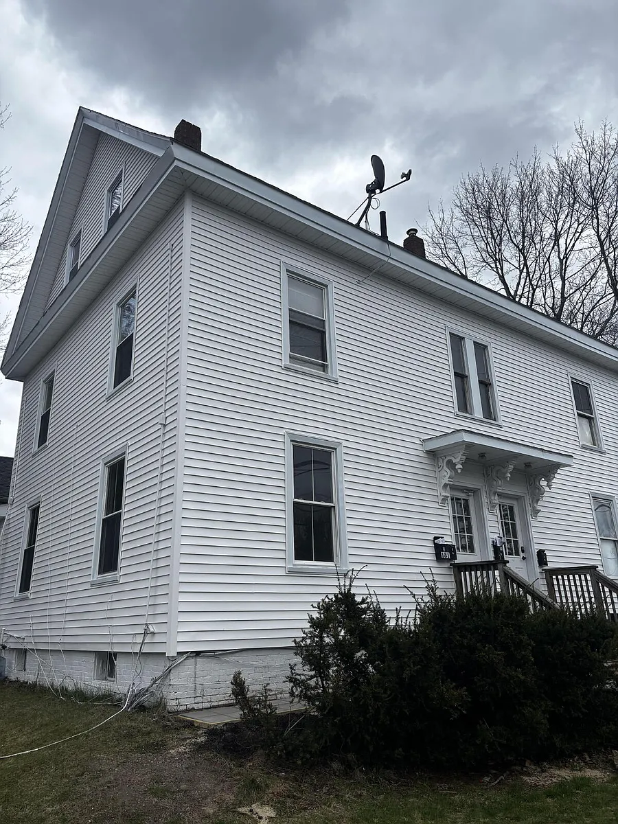 Building Photo - 181 Lincoln St #2
