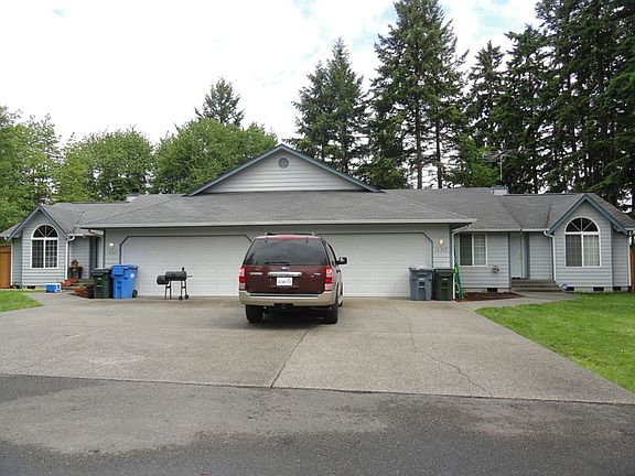 2nd image of 18329 14th Ave E