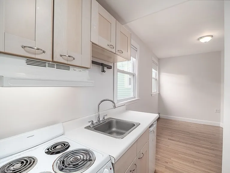 50 Columbus Ave #4B — Photo 1