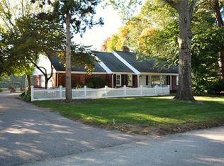 67 Newell Dr, Cumberland, RI 02864