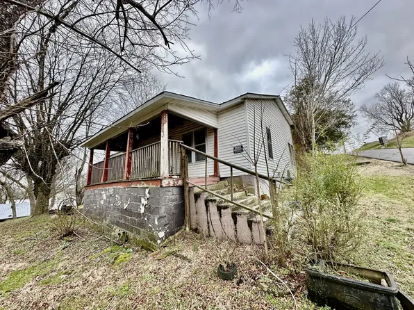 140 Phillips St, Pulaski, TN 38478