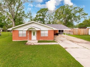 145 Manor Dr, Ponchatoula, LA 70454