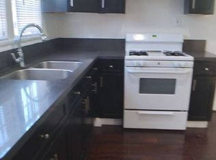 1116 W 58th Place., Los Angeles, CA 90044