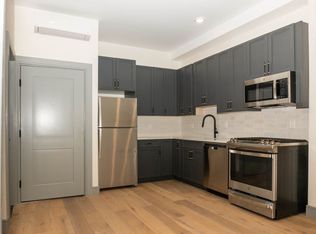 327 S 16th St, Philadelphia, PA 19102