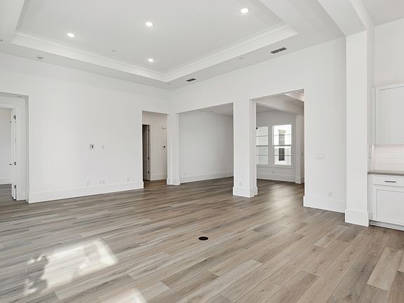 Great room with the finest finishes