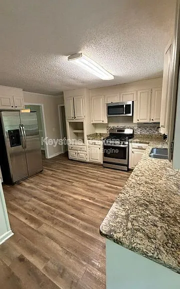 3050 Scott Rd — Photo 2