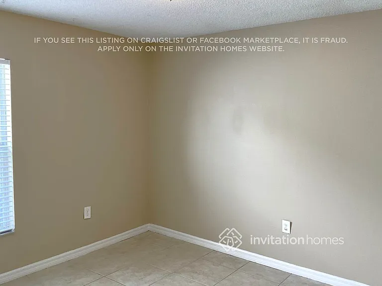 6879 Raccoon Ct — Photo 11