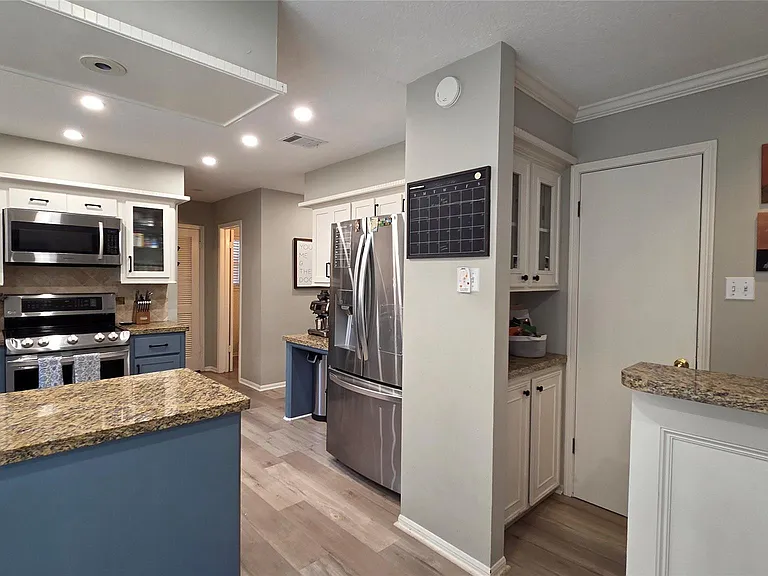 3407 Flaming Candle Dr — Photo 14