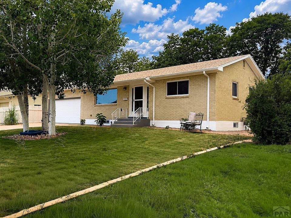1st image of 29 Fordham Cir