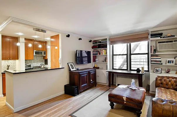 Sold by Town Residential | media 14