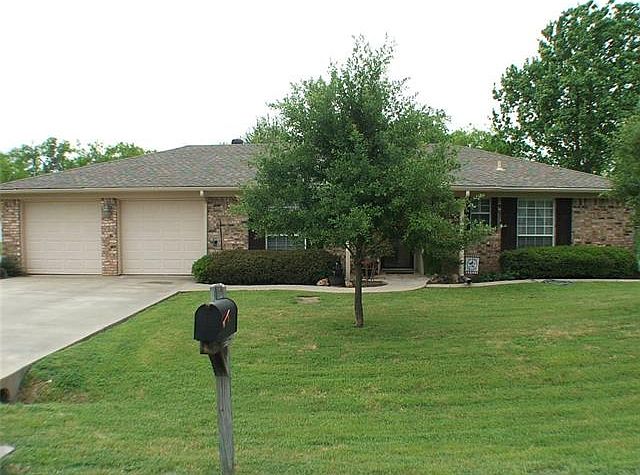1st image of 414 Grandview Dr