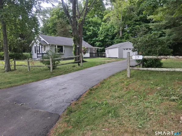17 Ballou Road, Branford, CT 06405