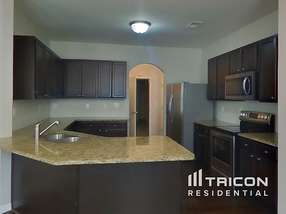 5th image of 348 Rankin Cir