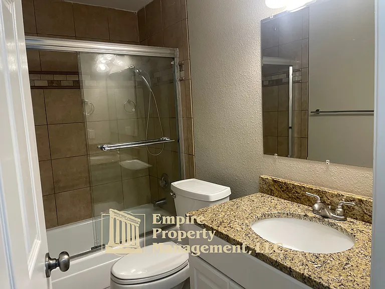 24956 Hunter Ave - 24956-CJ-LH- K16 — Photo 10