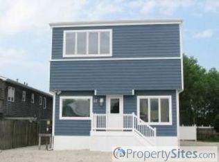 17 W 7th St, Barnegat, NJ 08006