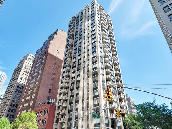 407 Park Avenue South image 10 of 14