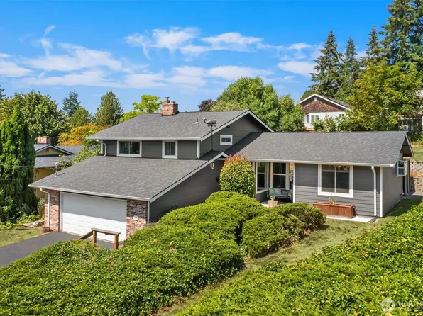 920 Callahan Drive, Bremerton, WA 98310
