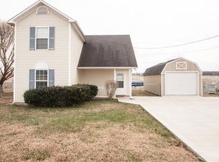 173 Bumpus Mill Rd, Oak Grove, KY 42262