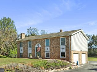 763 Joy Dr, Greencastle, PA 17225