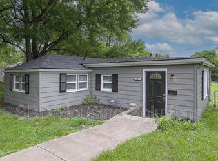 805 E Albert Ave, Independence, MO 64055