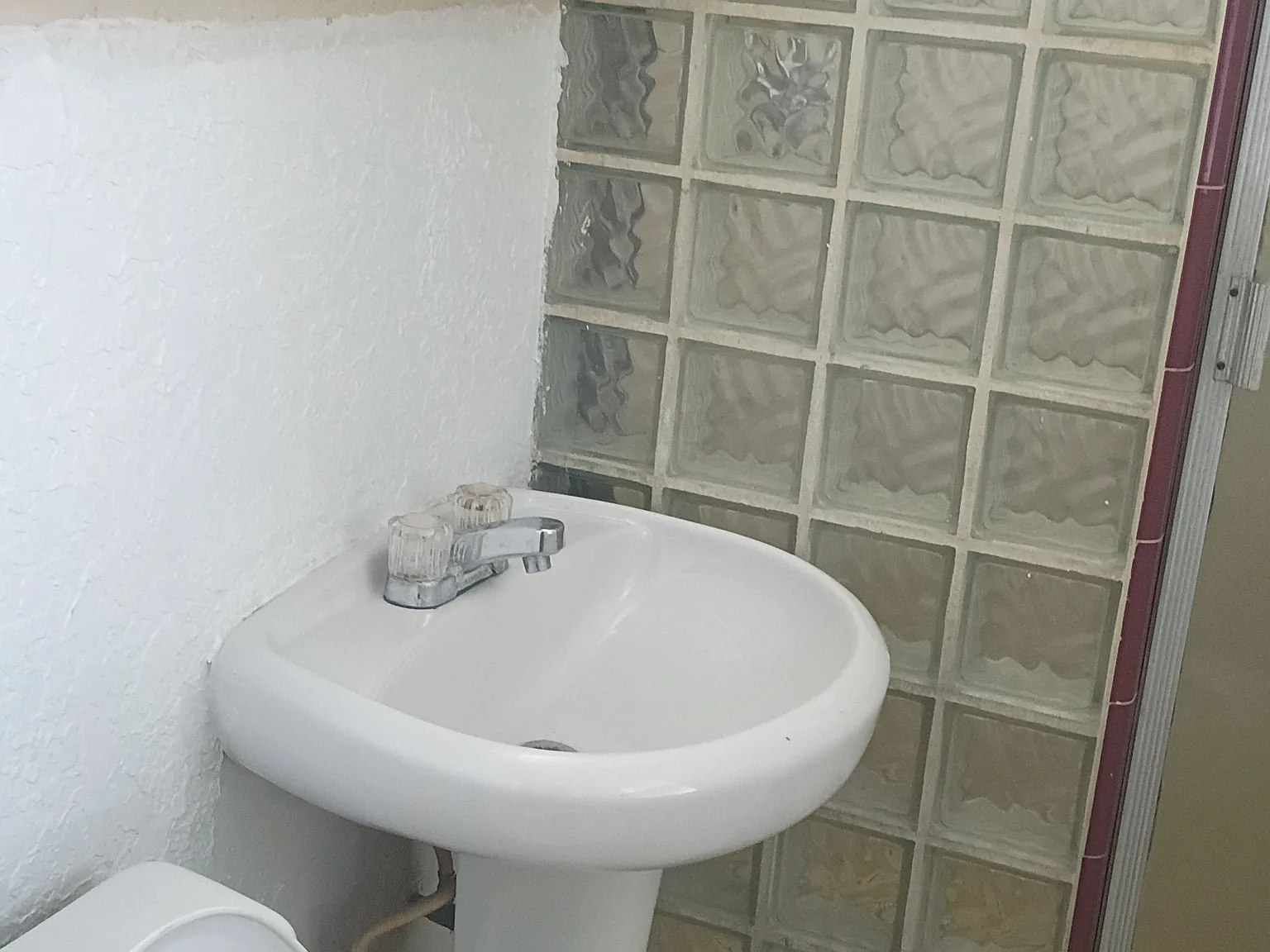 2 bed, 620 sqft, $2,050 — Photo 3
