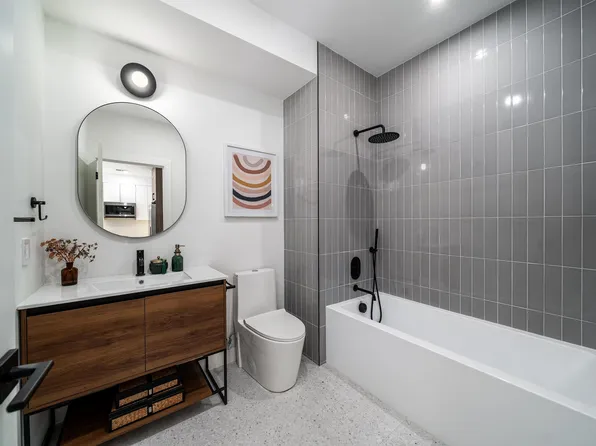 10 Brinkerhoff Street image 13 of 15