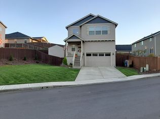 508 W 16th St, La Center, WA