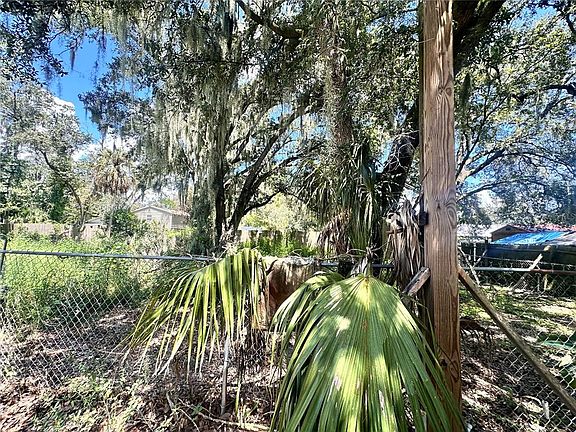 5th image of 9011 CAREY ROAD