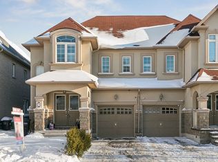9 Beachville Cir, Brampton, ON L6X 0V4