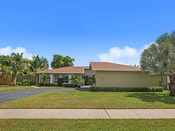 3rd image of 344 NW 38th Way