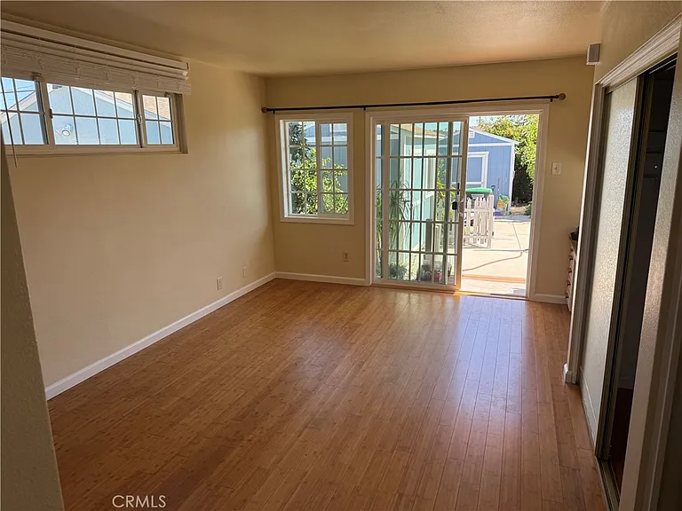 628 W Floral Dr — Photo 8