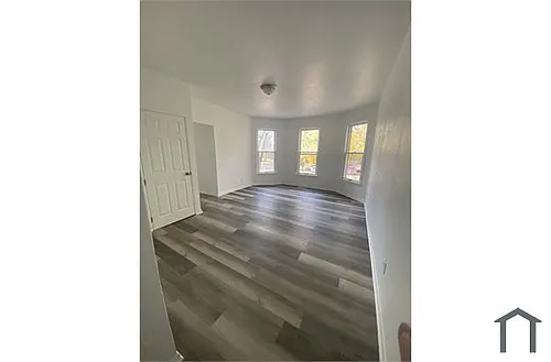 801 NE Madison Ave #3 Photo 1