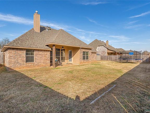3rd image of 481 Dogwood South Ln