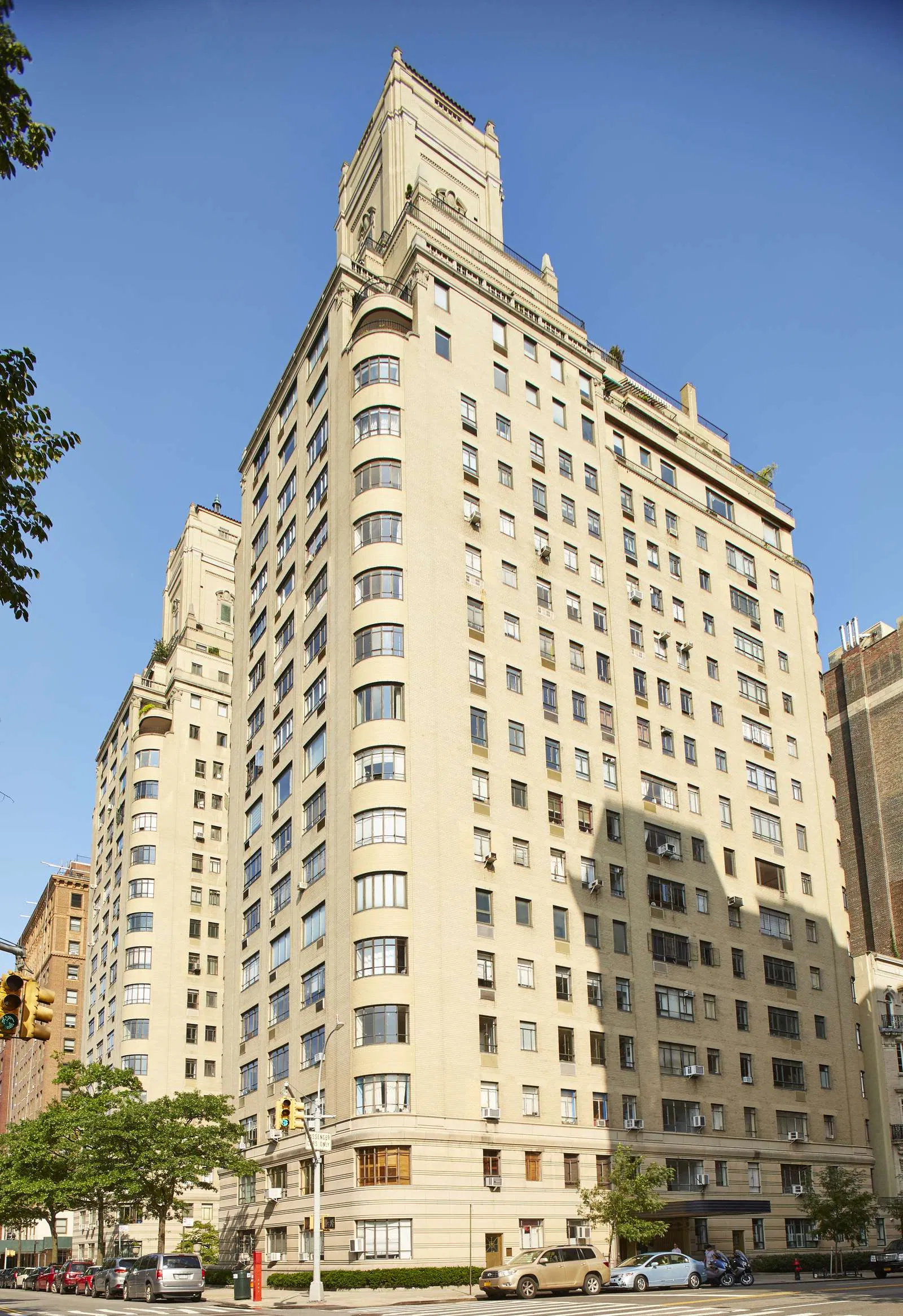 140 Riverside Drive #9P in Upper West Side, Manhattan | StreetEasy