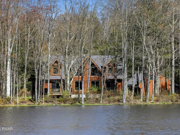 21 Halawa Ln, Newfoundland, PA 18445
