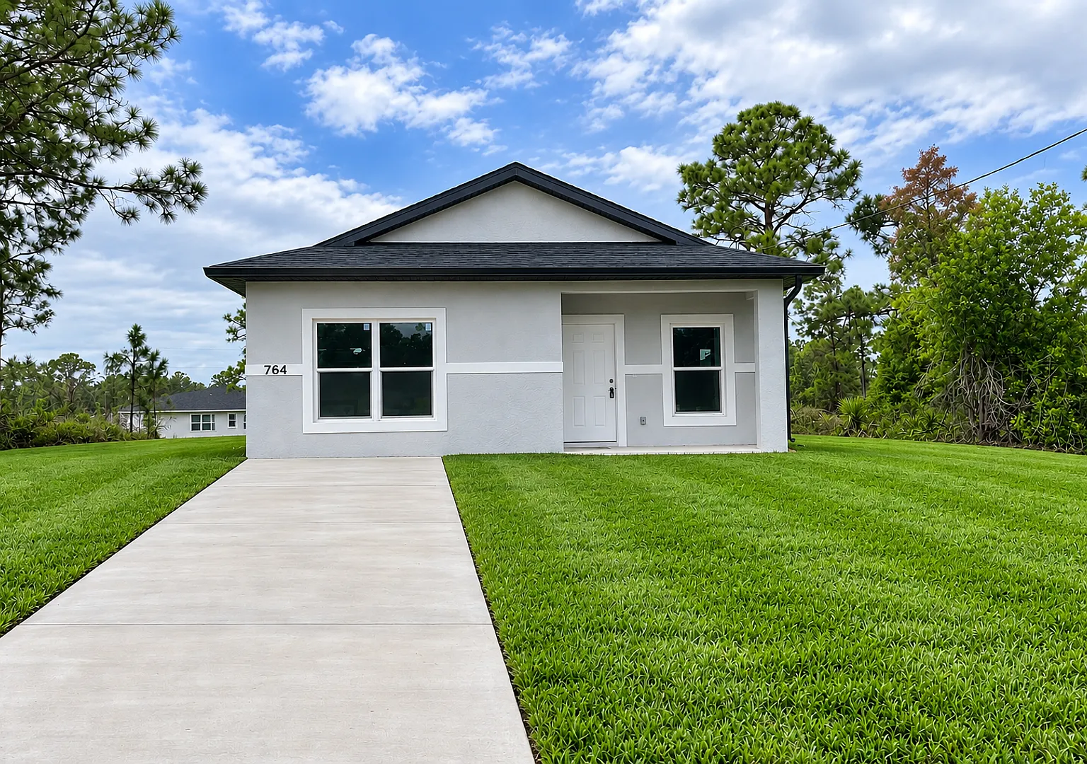 Bright & Modern 2 Bed-1 Bath Pet-Friendly Home in Desirable Lehigh Acres! — Photo 1