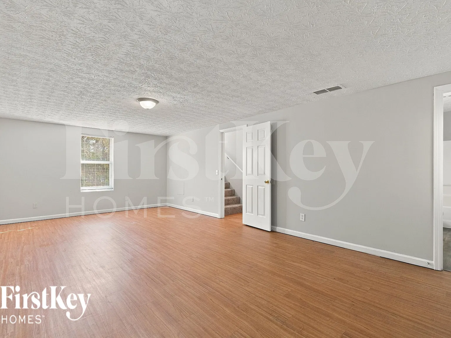 3 bed, 3.0 bath, 1884 sqft, $1,660 — Photo 3