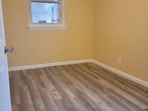4th image of 2850 Philip Ave Floor 2