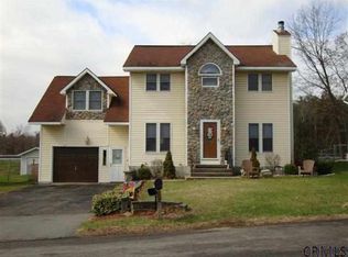 3021 Kirvin Ln, Schenectady, NY 12306