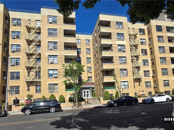 150 W End Ave APT 3E, Brooklyn, NY 11235