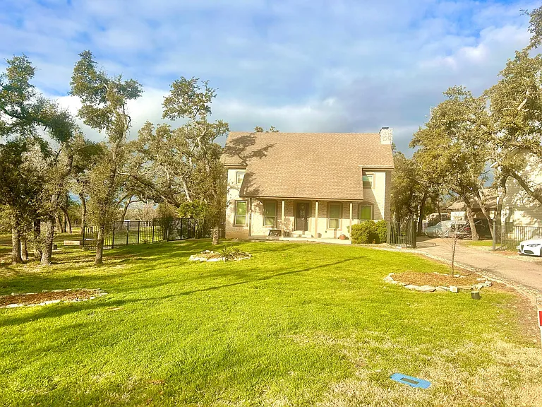 9000 Blue Hill Ct — Photo 22