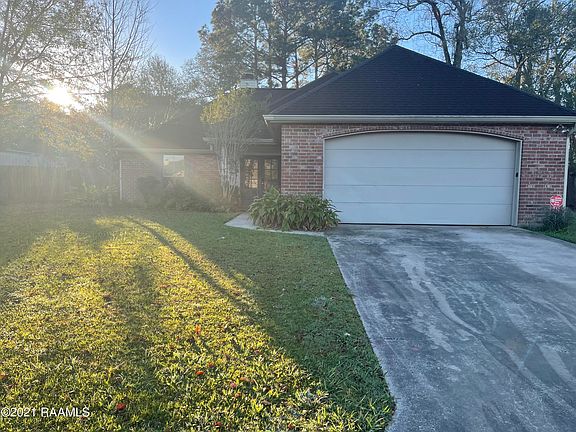 2nd image of 310 Quiet Meadows Dr