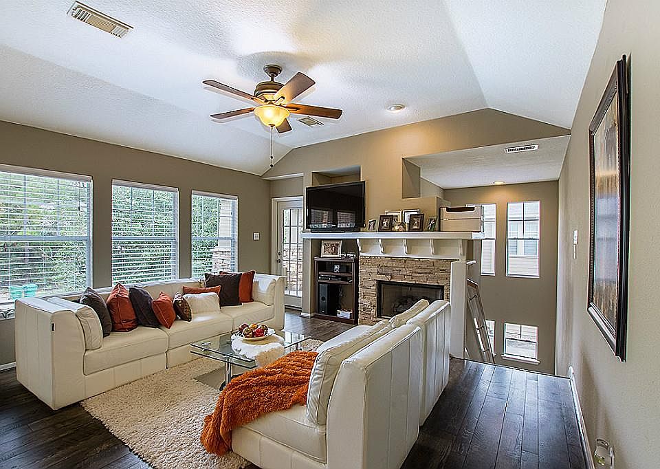 1st image of 80 Scarlet Woods Ct