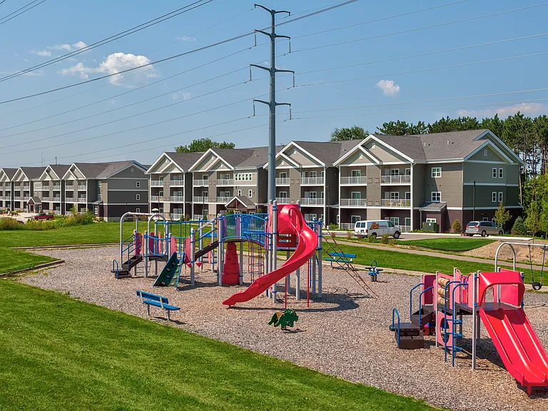 Conifer Ridge Apartments — Photo 25